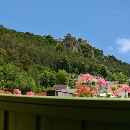 Landhotel Zum Raben Kipfenberg Exterior photo