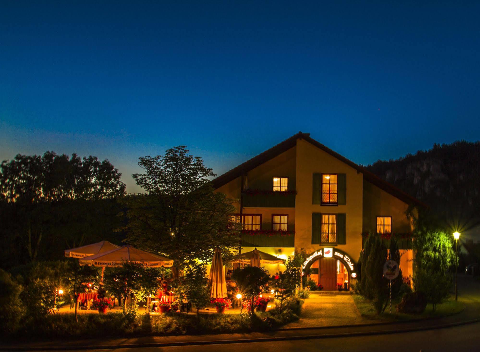 Landhotel Zum Raben Kipfenberg Exterior photo